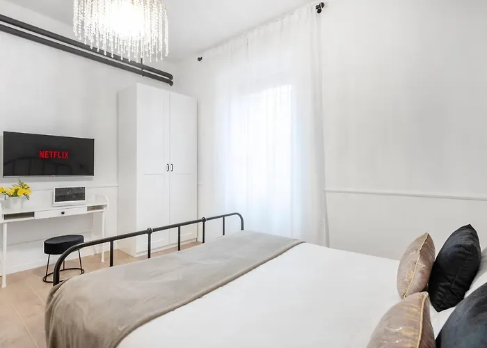 White Flat Ground Floor